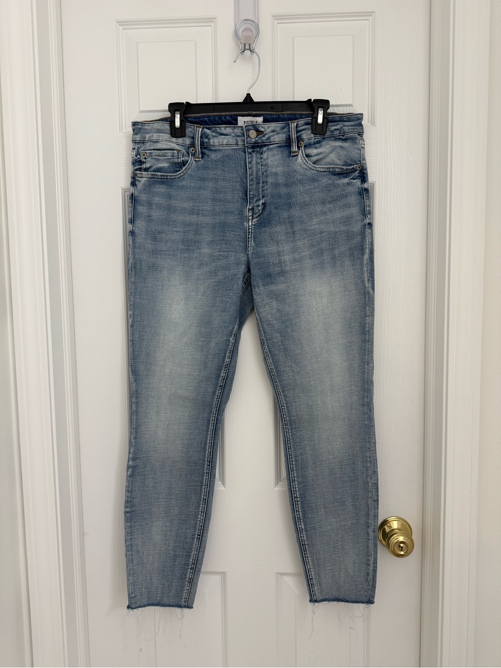 Pistola Makayla Jeans Size 32 Light Wash Skinny Ankle Raw Hem